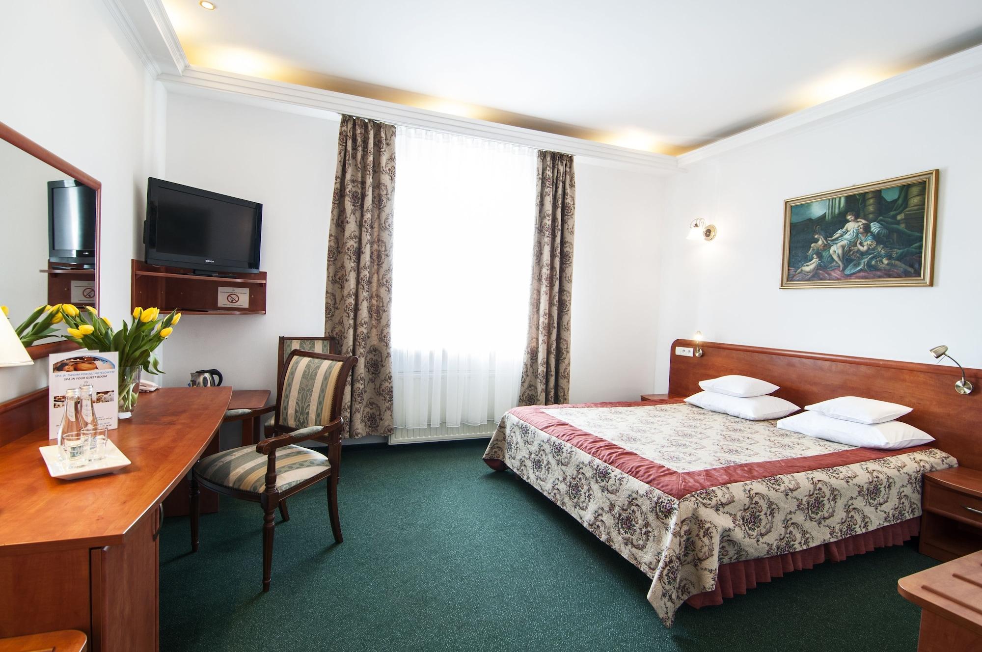 Hotel Artur Cracovia Esterno foto