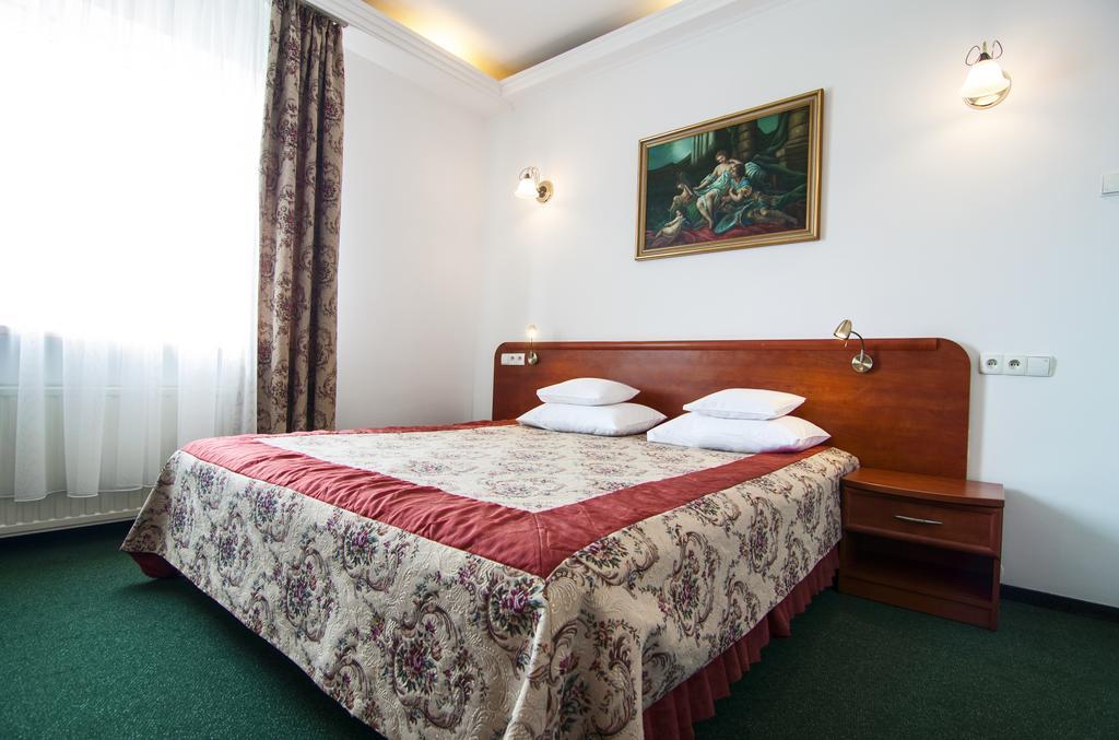 Hotel Artur Cracovia Esterno foto